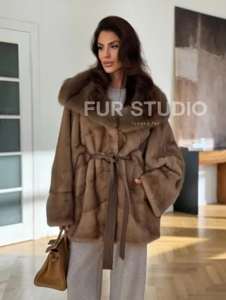 Шуба норковая бежевая с капюшоном - фото 6