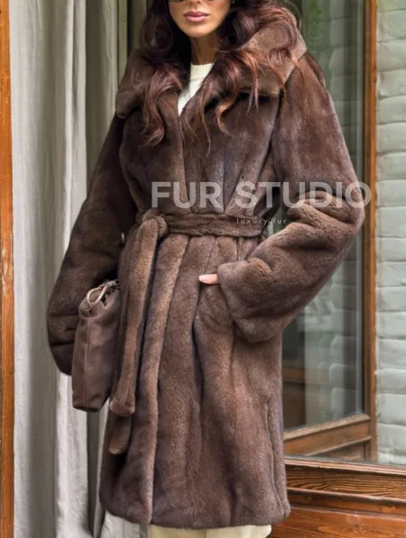 Норковая шуба с капюшоном - цвет орех - фото 1