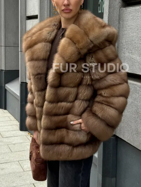 Шуба из натурального меха куницы с капюшоном - фото 3