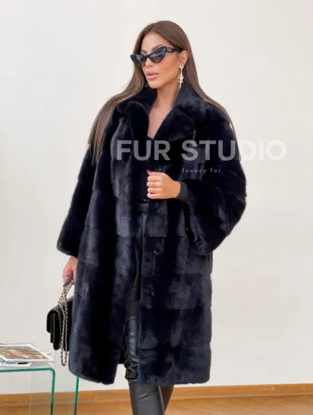 Норковая шуба синего цвета - фото 4