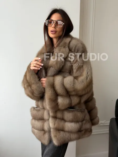 Шуба оверсайз из куницы - фото 7