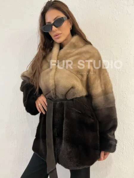Короткая шуба из меха норки - эффект деграде - фото 4