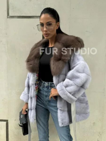 Шуба норковая с капюшоном из меха куницы - цвет голубой - фото 12