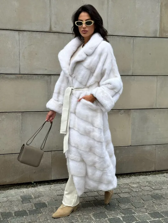 Светлая норковая шуба с английским воротом - цвет паломино - фото 0