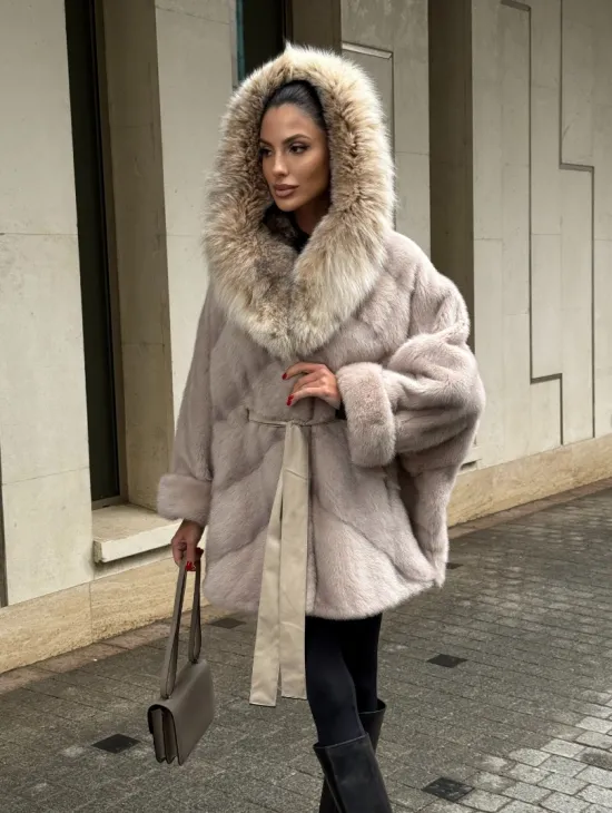 Шуба норковая кимоно с капюшоном из меха рыси, летучая мышь - фото 6