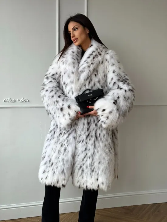 Манто из меха аукционной кристальной лисы (реплика канадской рыси) - фото 9