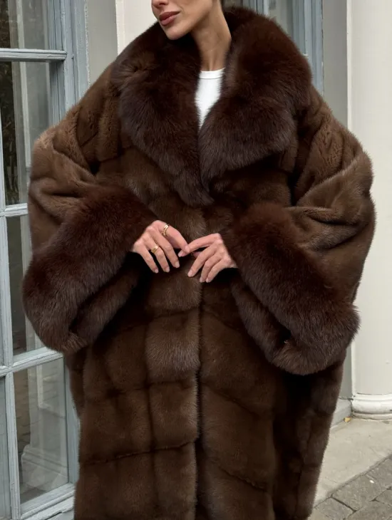 Норковая шуба пальто стиль «Бохо» с воротником и рукавами из меха песца - цвет орех - фото 2