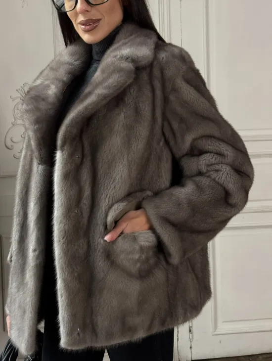 Норковый жакет классического кроя с прорезными карманами клапанами - фото 3