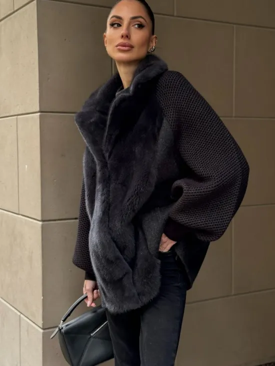 Шерстяная женская куртка с отделкой из меха норки - фото 5