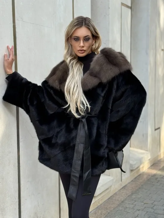 Черная норковая шуба летучая мышь с капюшоном из куницы - фото 9