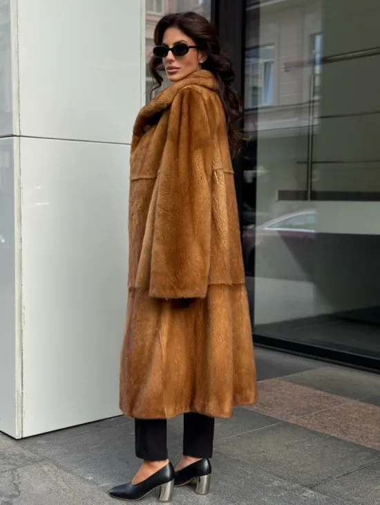 Золотистая норковая шуба с воротником апаш - New 2026 - фото 4