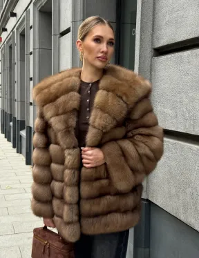 Шуба из натурального меха куницы с капюшоном - фото 11