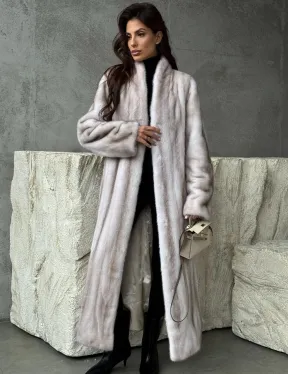 Светлая шуба из натуральной скандинавской норки - фото 6