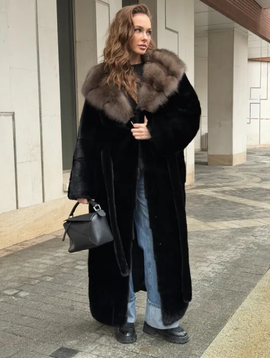 Длинная норковая шуба - кимоно с капюшоном куница - фото 0