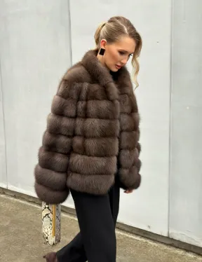 Меховой жакет из куницы - фото 17