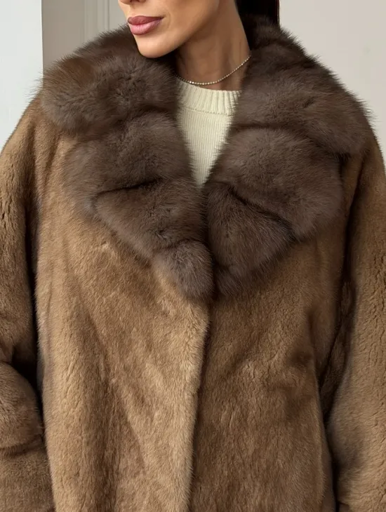 Норковый полушубок с воротником куницы 70 см - фото 1