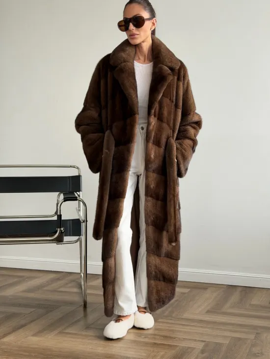 Шуба из плюшевой норки Velvet с английским воротником - цвет соболь - фото 6